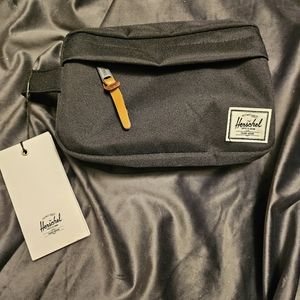 NWT Herschel Supply Co. Toiletry bag
